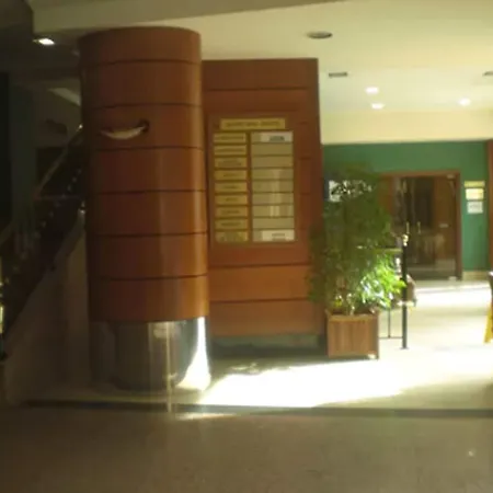 מלון Gran Regente 4*