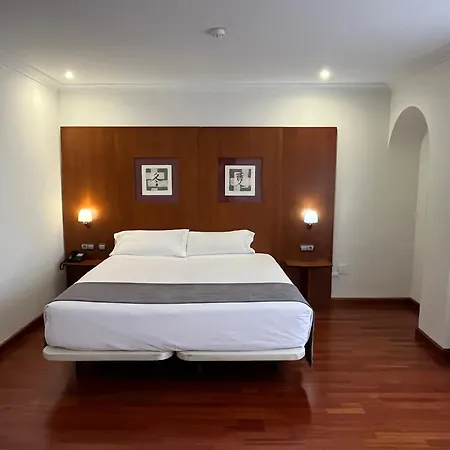 Gran Regente מלון 4*