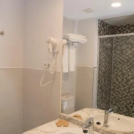 阁兰丽晶特酒店
