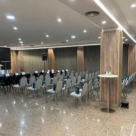 阁兰丽晶特酒店 酒店 4*