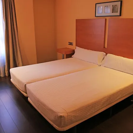 ホテル グラン リジェンテ 4*